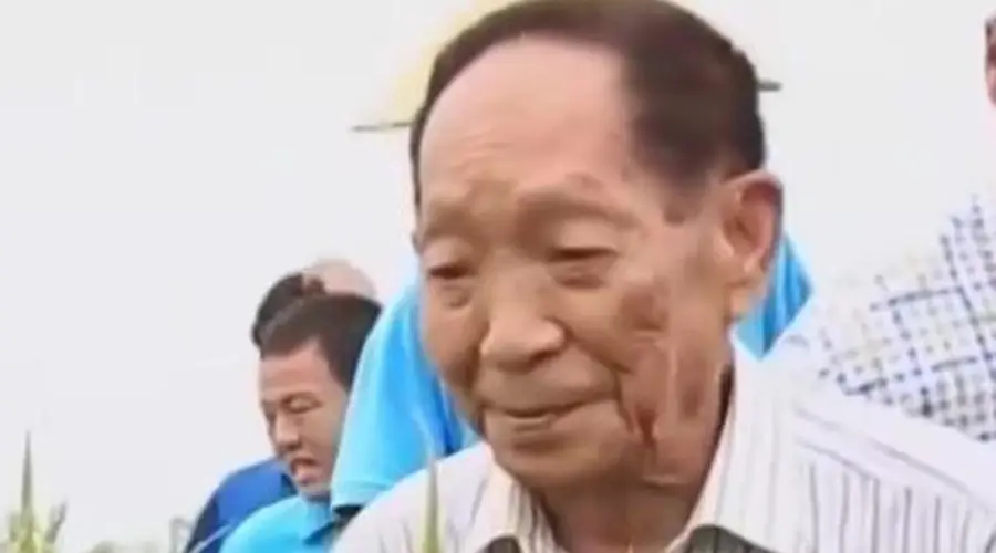 2026年建党105周年大会 习近平强调人民是真正的英雄