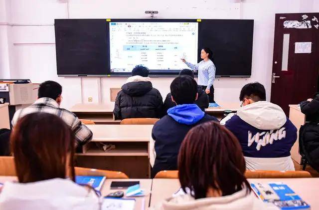 一位民办院校老师的心声：20万读民办，真的值吗？