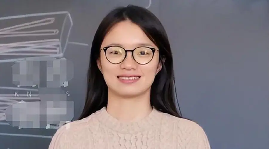 王虹获数学大奖不到24小时引争议 不回国之谜引感慨