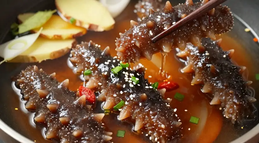 家常烩海参去腥提鲜秘诀：控制火候做饭店级美味