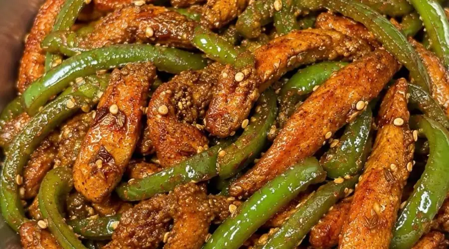 青椒炒鸡胸肉低脂快手 成健身减脂族餐桌新宠