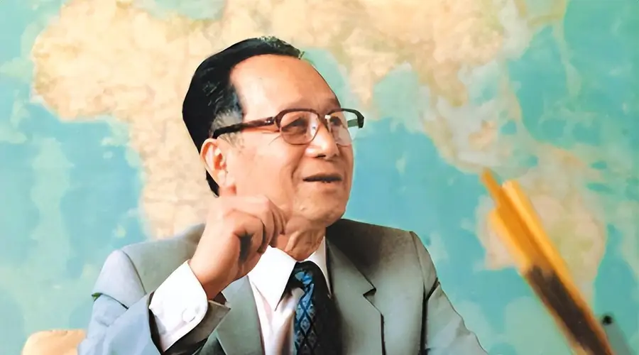 2012年薄谷开来被依法逮捕 其生父谷景生为开国少将
