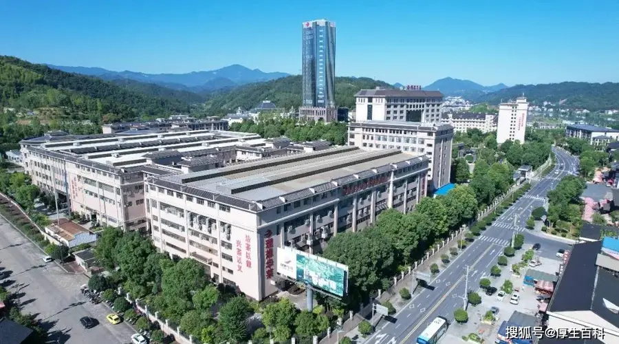 理想华莱万隆黑茶产业园初制加工车间 两级发酵工艺提品质