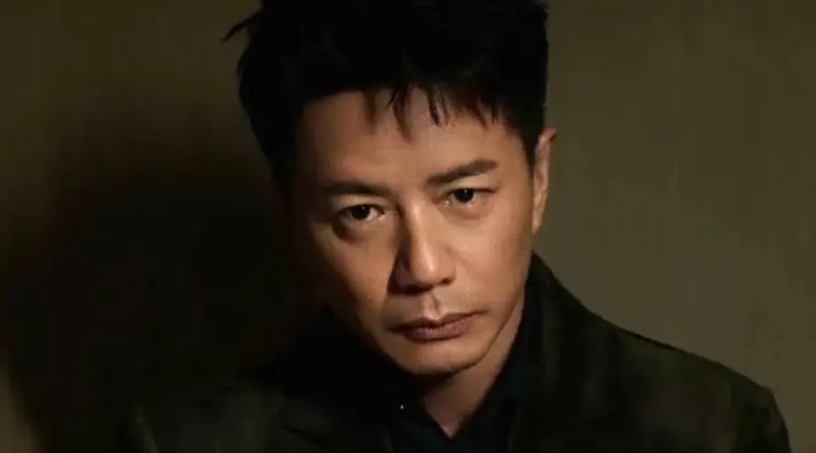 2026年8月7日 段奕宏：我不擅饮酒无独酌习惯 爱看友人举杯畅饮