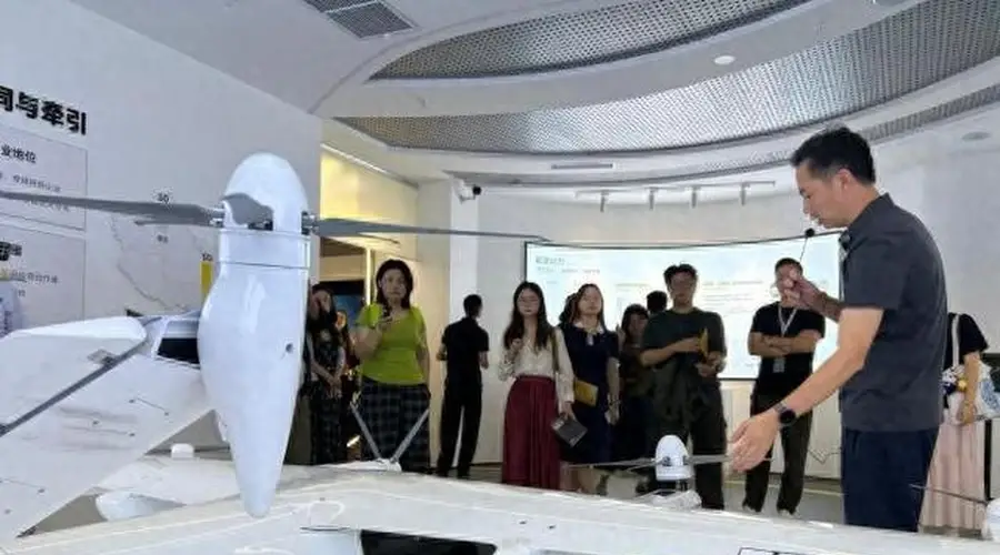 从实验室到产业化:两岸媒体探访成都未来产业新图景