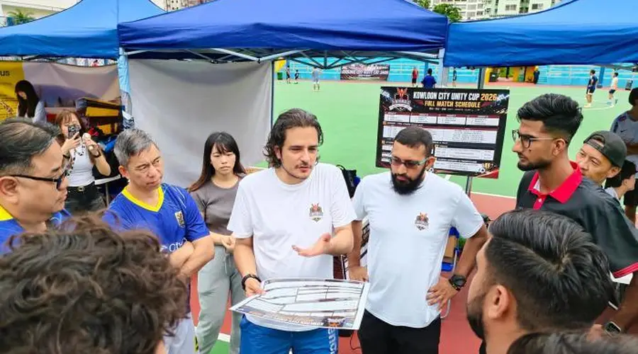 绿茵场内外的共融故事——专访香港少数族裔区议员利哲宏