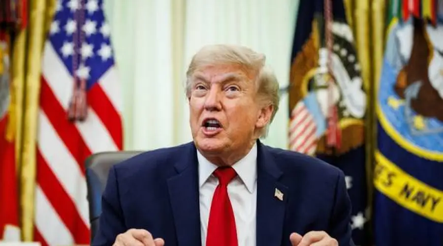 美国独立日当天,特朗普分别与普京、泽连斯基通电话