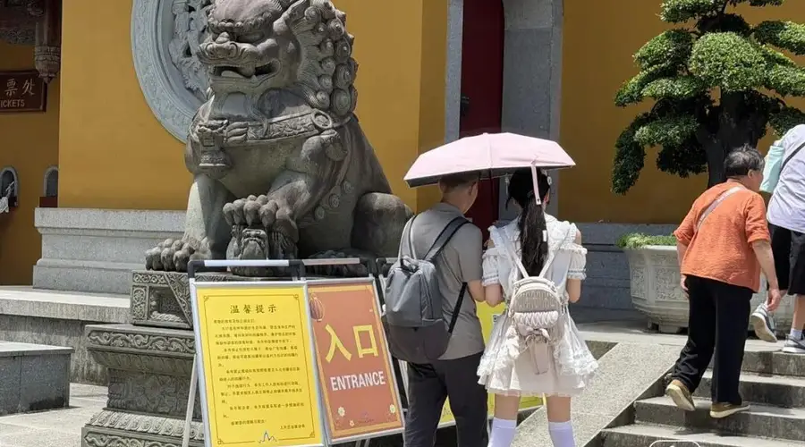 杭州灵隐寺公告:全面禁止一切商业拍摄活动