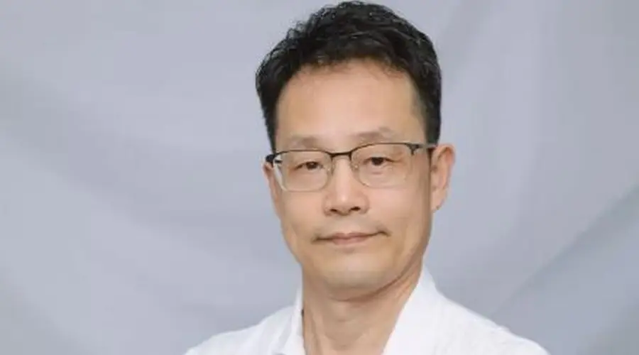 小龙虾啤酒夜宵：美味背后的胃肠风险