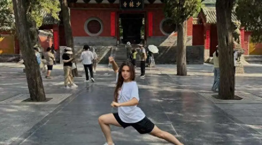 外国游客沉浸式游中国 聚焦日常场景而非景点打卡