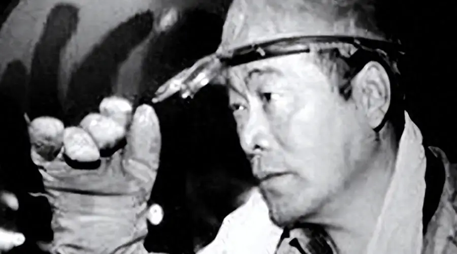 中共九大工人代表王百得的人生轨迹