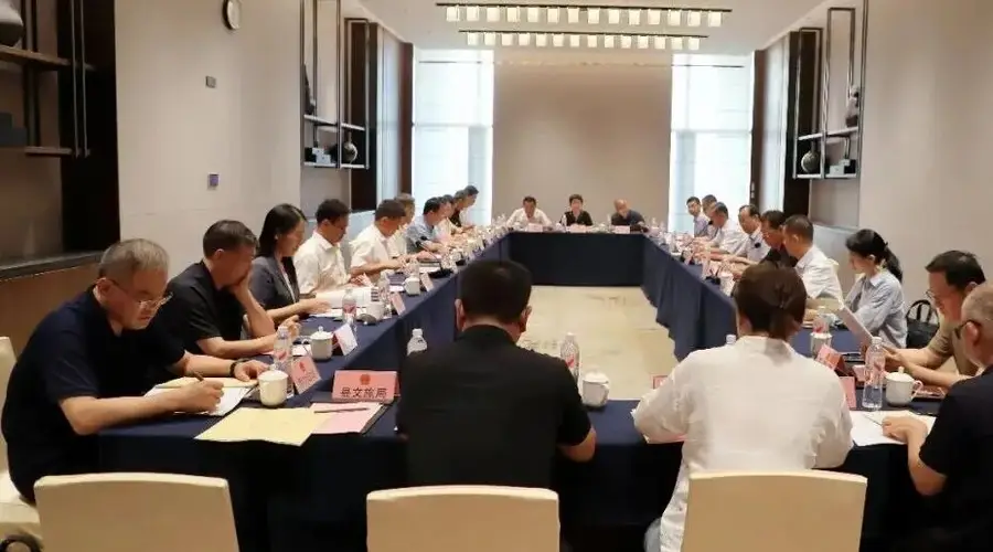 8月6日潍坊市人大常委会赴我县开展《潍坊市旅游发展促进条例（草案）》立法调研