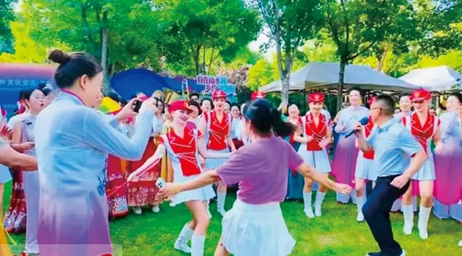 洛阳:古都韵味浓 国际范儿足