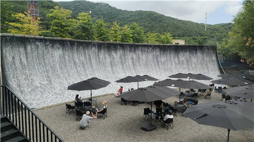 青山叠翠引客来，近郊微度假出圈！大连岔鞍村打造文旅新名片