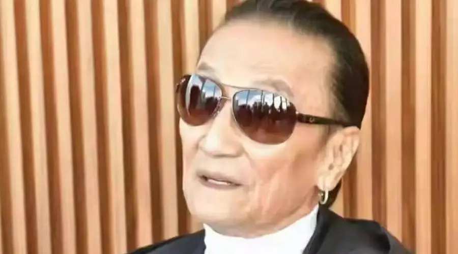 谢贤遗产90%留给两孙子,谢婷婷发文回应偏心质疑