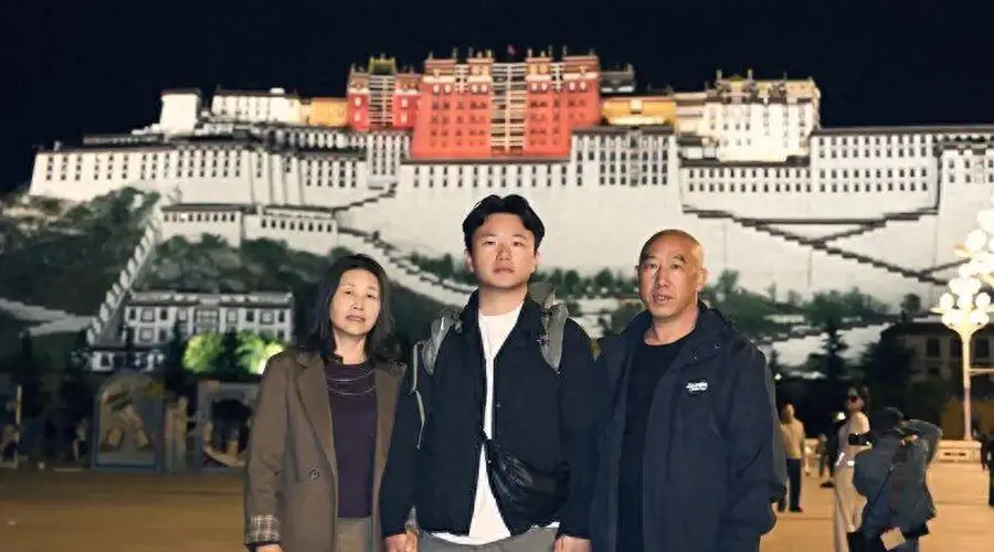 广州出租车司机童金松带客7天开3000多公里到西藏后回应