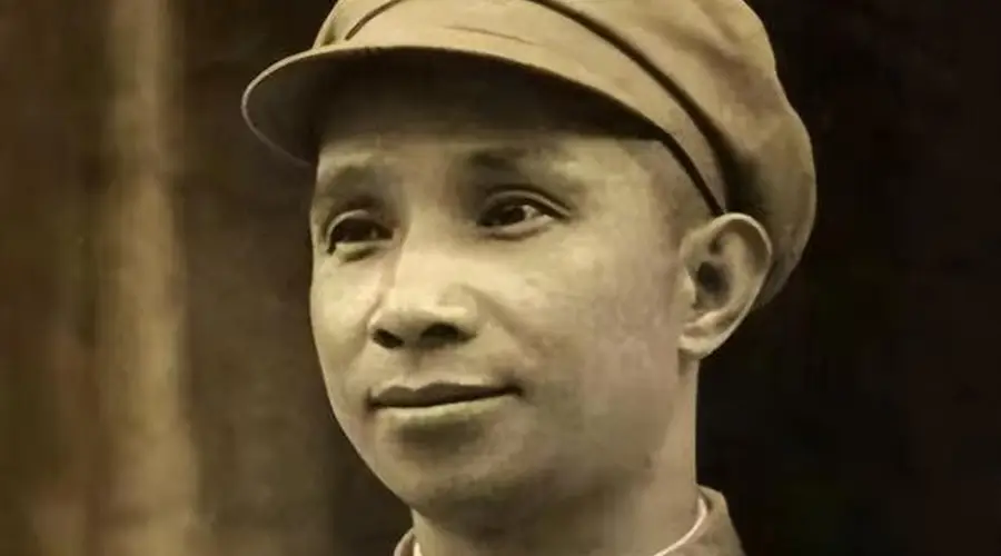 淮海战役结束后，战功赫赫的粟裕为何错失1955年元帅授衔机会