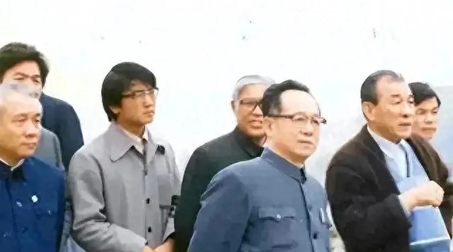1965成都大三线建设考察 谷牧全程站立讲话不就坐