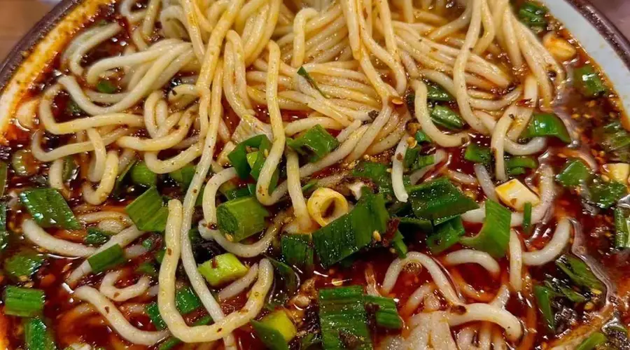 山西曲沃饸饹面 非遗美食亮相