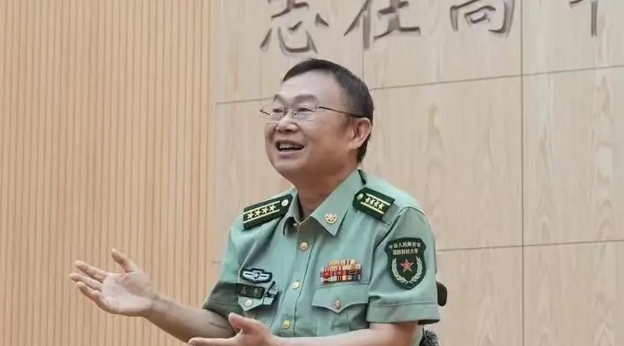 记者手记:寂静的轰鸣