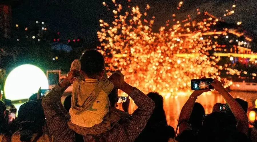 夜夜夜美丽!夜游昆明玩场多