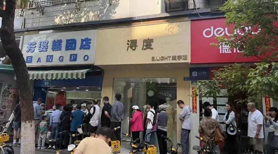 南京30年老馆子的秘密,各地美食迷为何都爱这几家?