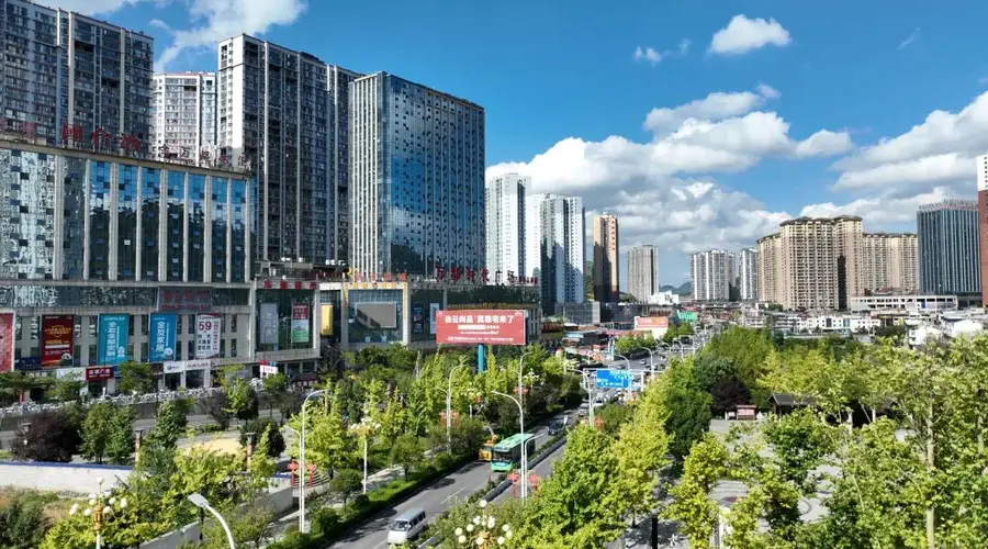 织金暑期全域凉 避暑游火透全城