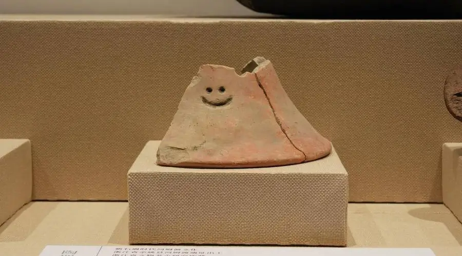 辽博年度大展《微笑——文物里的中国精神印记》今日开展