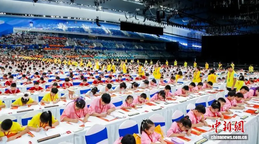 “指尖上的智慧”青少年珠算文化非遗美育大会在京启幕 国潮市集同步开启
