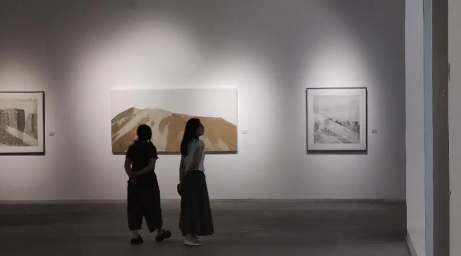 广州画院2026全国城市山水画探索展开展 都市山水作品引关注