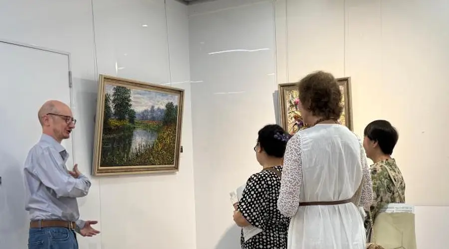 中俄油画名家同台共展“友谊的色彩”