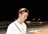 陈伟霆奔赴巴黎高定大秀｜极简白 T 私服，松弛高级香奈儿型男出发
