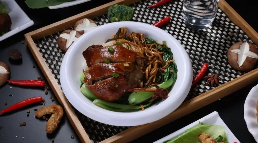 肉夹馍在夫妻店餐饮中的应用观察与选型关注点