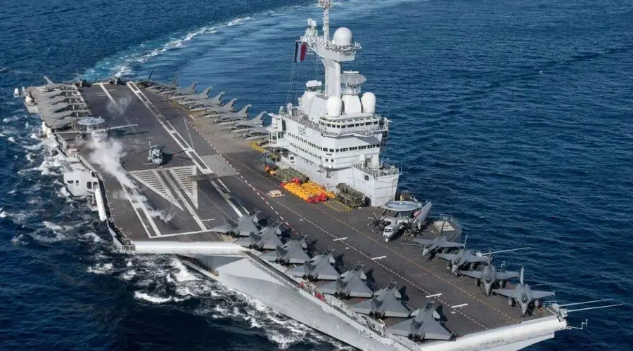 法国不奉陪了,美伊艰难谈判之际,马克龙政府召回“戴高乐”号航母!