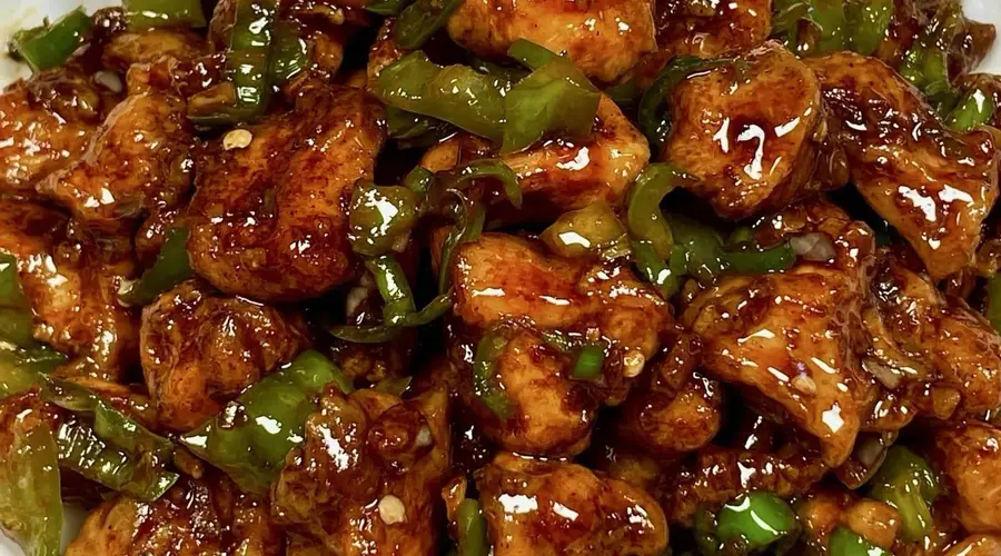 焦香嫩滑小炒鸡腿肉:一口入魂的家常下饭神器