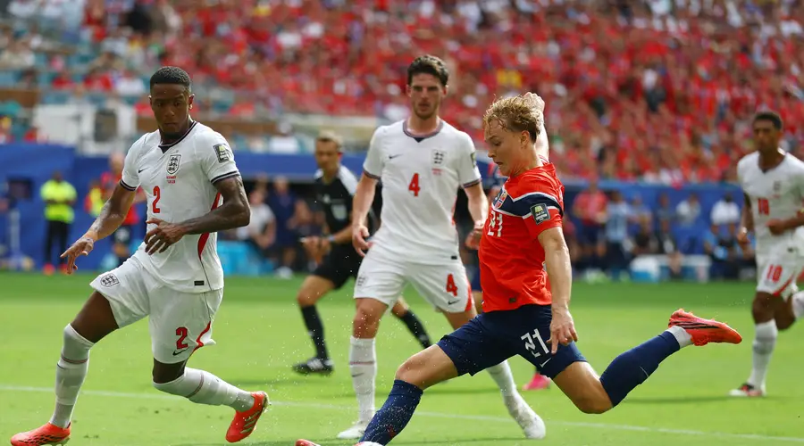 世界杯-贝林厄姆连场双响 英格兰加时2-1挪威晋级四强