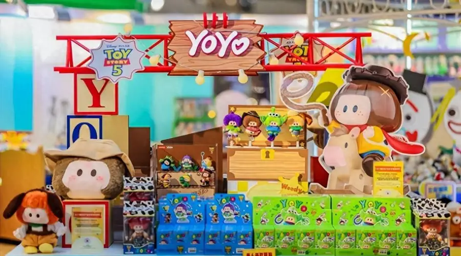 名创优品YOYO联名迪士尼《玩具总动员5》引爆全球潮玩市场