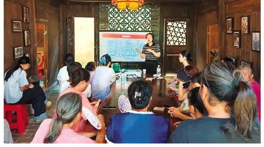 高校公益课堂让乡村古建飘出咖啡香，遗产地变身文化打卡点