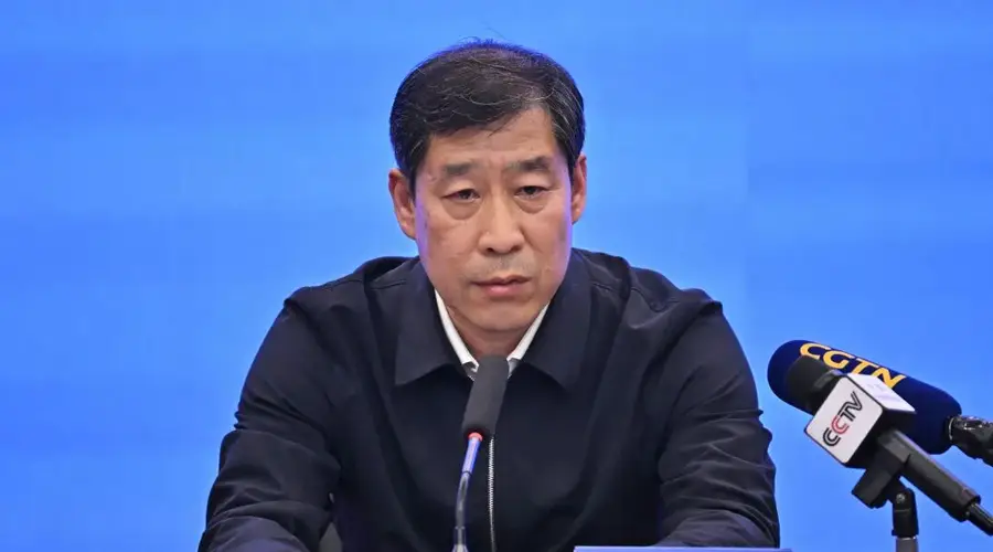 山西长治原市长陈向阳辞职24天后被查,公示拟任市委书记期满次日发生致82死矿难,曾鞠躬致歉