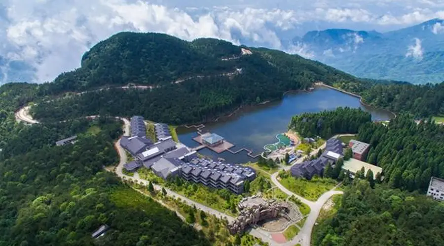 “贷”动名山焕新颜,明月山上好戏连台