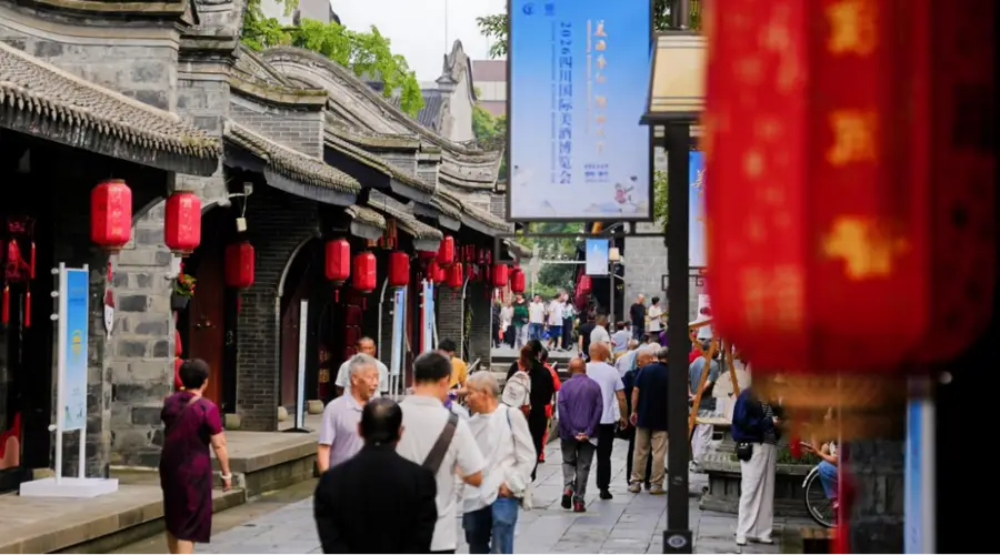 两条文旅专线背后,藏着剑南春的年轻化品牌新叙事