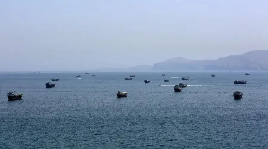 特朗普:将收霍尔木兹海峡货运20%费用