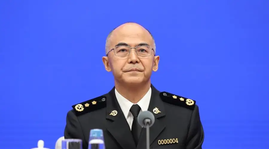 稳居全球货物贸易第一大国地位！海关总署：上半年，我国进出口规模历史同期首次突破25万亿元