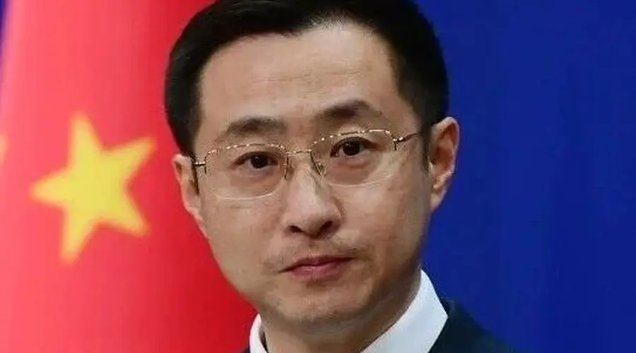特朗普称“中国干预美国大选”，中方：没有兴趣