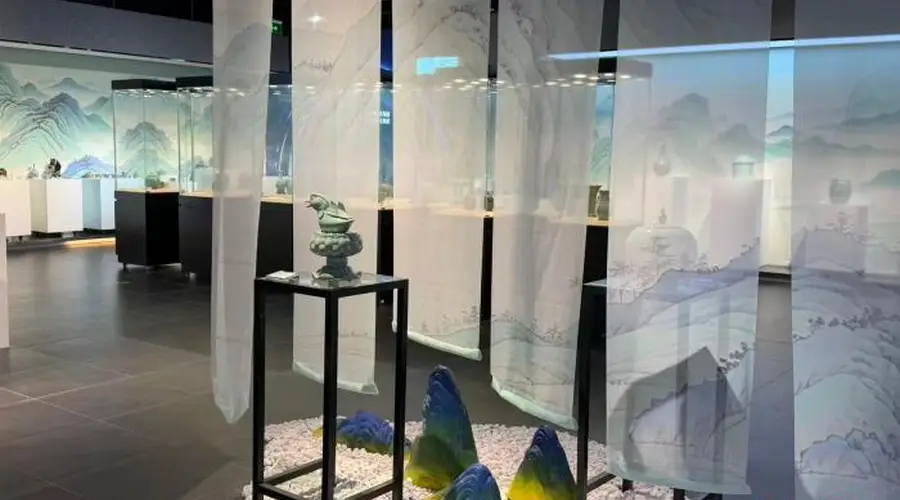 “青境·共生——汝瓷与龙泉青瓷当代艺术对话展”启幕