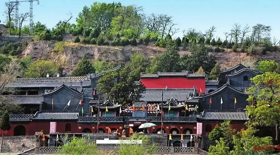 山西河曲400年古寺 黄昏探访遇涧河细声绕寺