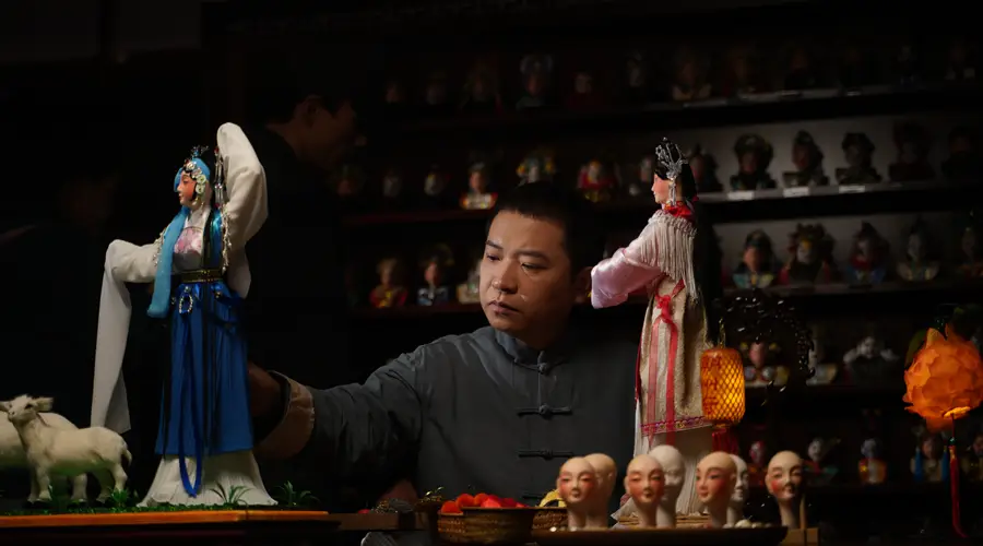 潮州花灯艺人黄韬:走文旅融合路 让花灯扎根群众生活