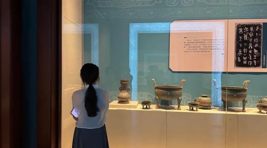 8月1日辽博开展 206件夏商周文物亮相见证礼乐文明演进