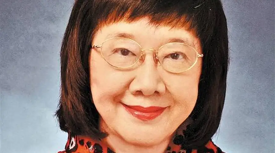 尤今探访景德镇 邂逅窑变天成的震撼之美