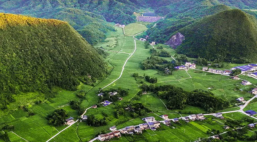 重庆丰都下坝村：23℃山野浪漫成夏日休闲打卡地